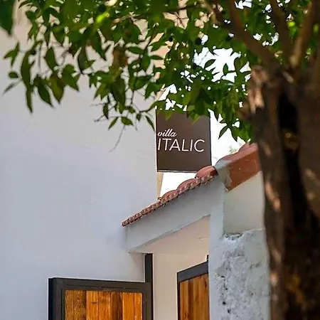 Italic