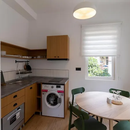 Italic Αττάλεια